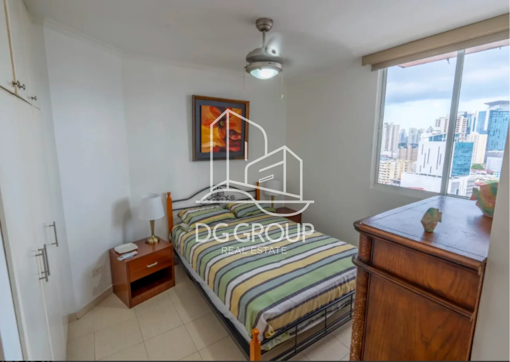 Venta de apartamento en Vía Argentina en El Cangrejo – 120 m², 3 recámaras – foto 6 de 8