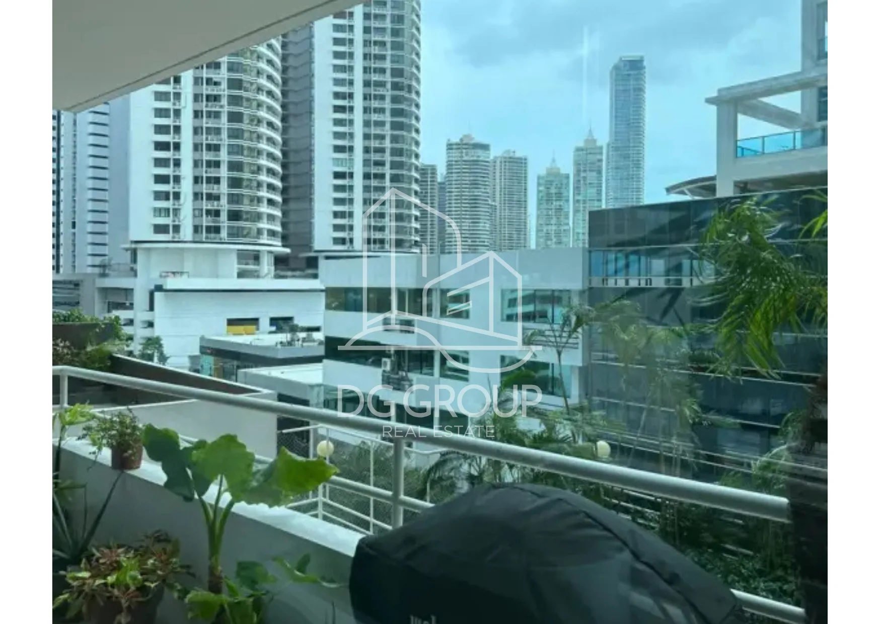 Fully Appliance-Equipped Apartment for Sale in Marbella in Ciudad de Panamá – 240 m², 3 bedrooms – photo 5 of 8
