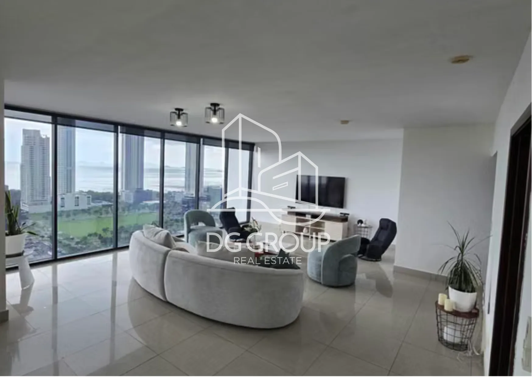 Venta de Apartamento PH Latitude en Ciudad de Panamá – 220 m², 3 recámaras – foto 1 de 8
