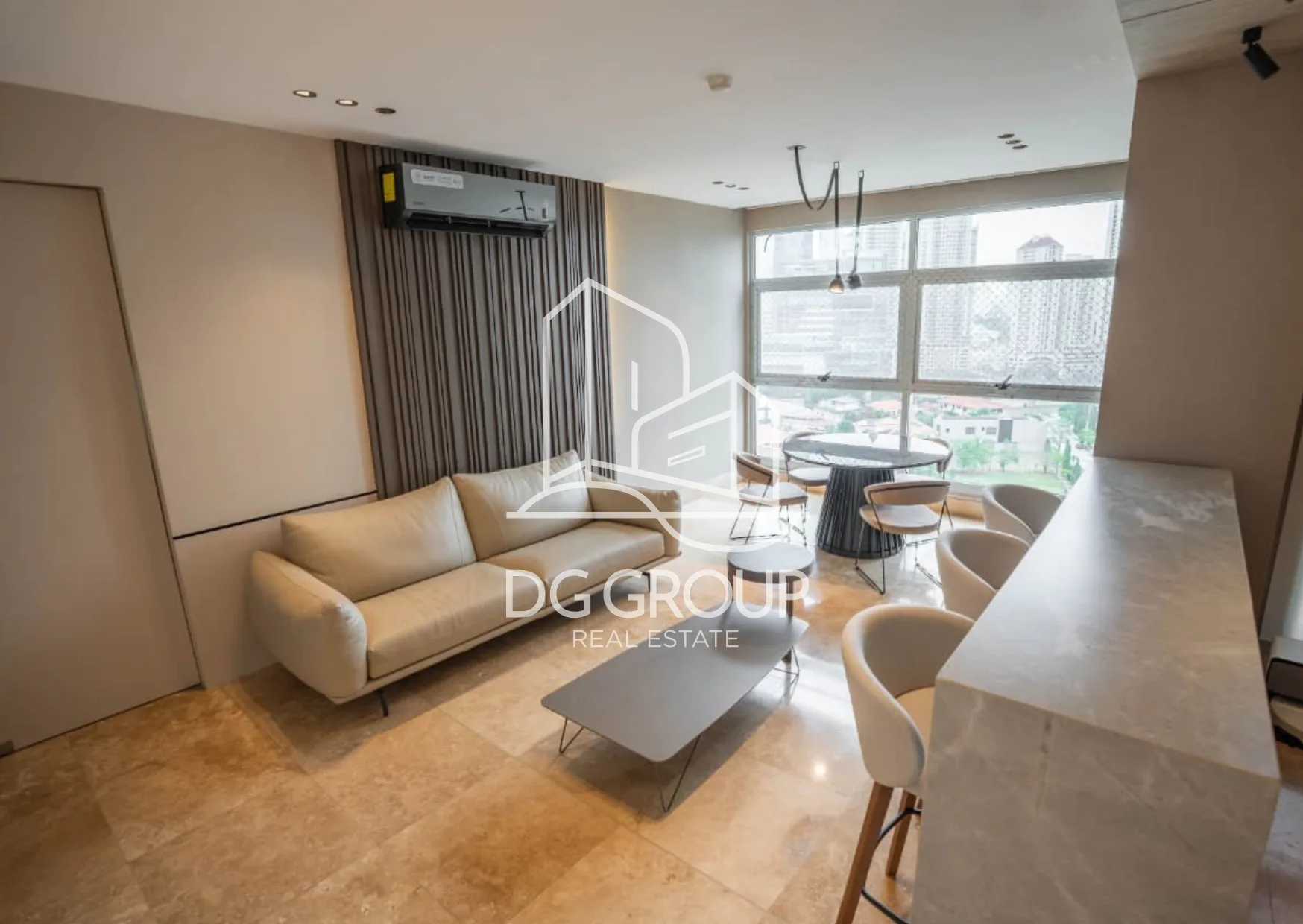 Venta de Apartamento PH Q Tower en Ciudad de Panamá – 308 m², 4 recámaras – foto 7 de 8