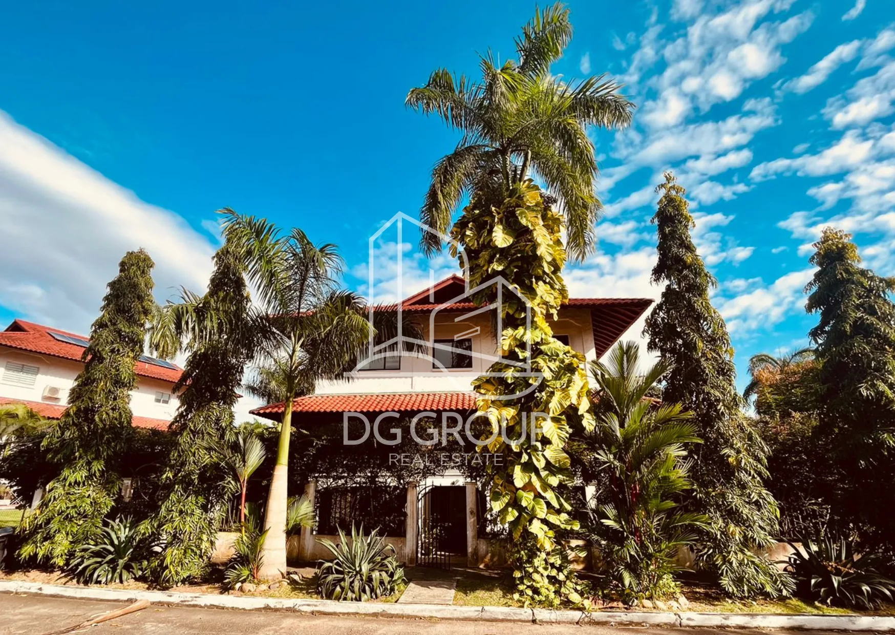 Venta de casa en Albrook en Ciudad de Panamá – 1200 m², 3 recámaras – foto 1 de 8