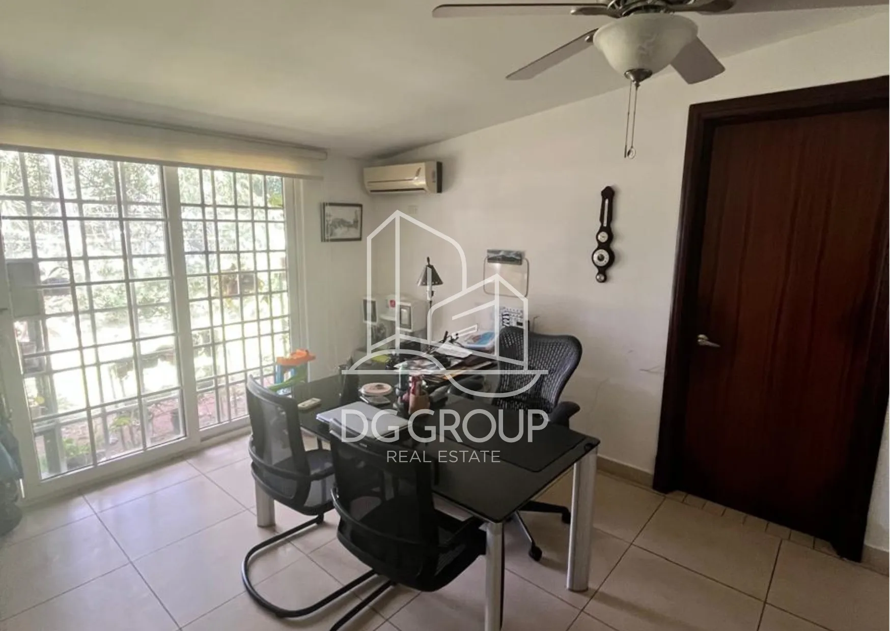 Venta de casa en Ancón Llanos de Curundú en Ciudad de Panamá – 300 m², 4 recámaras – foto 4 de 8