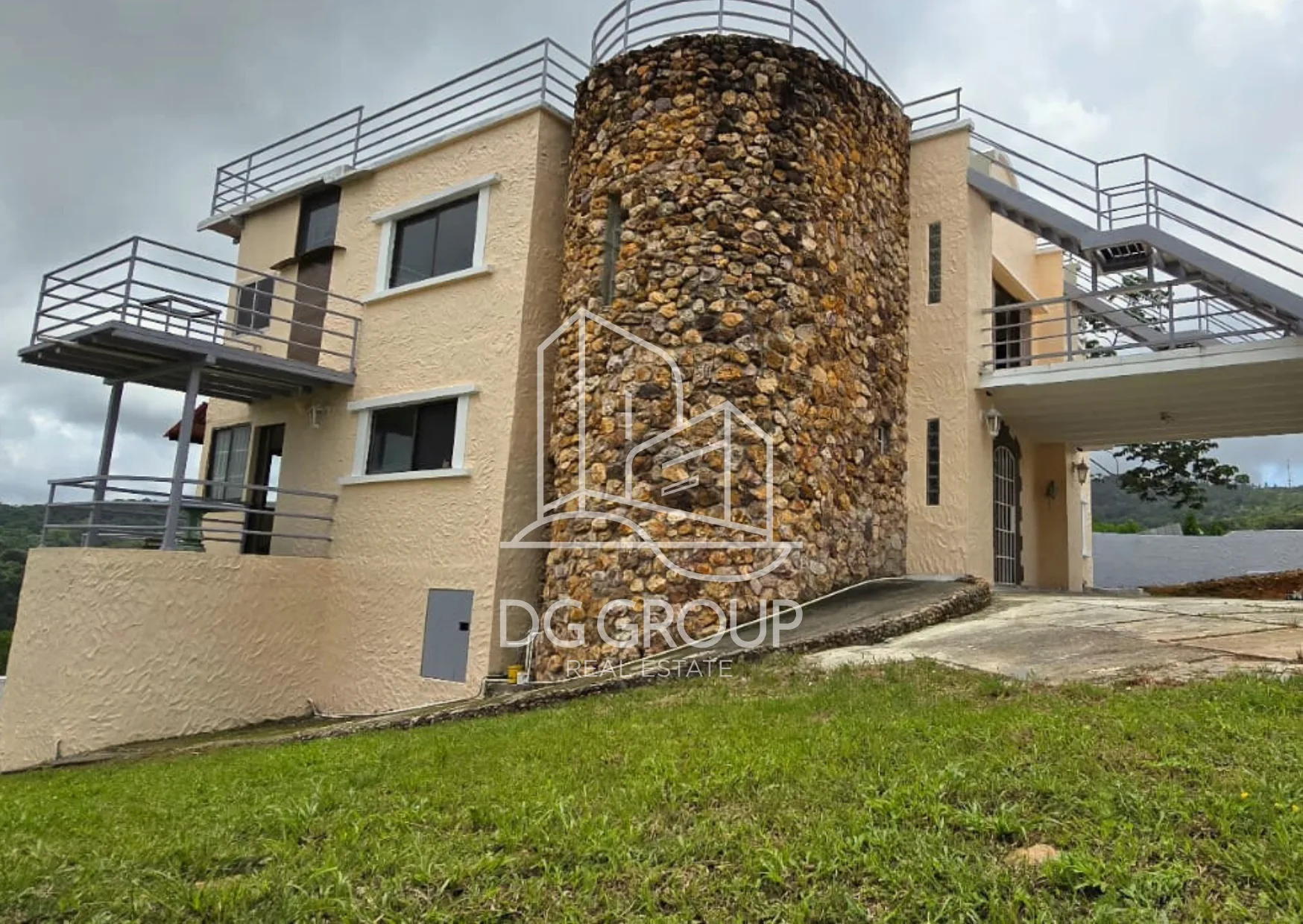 Venta de casa en  Chica Chame en Chame – 3500 m², 4 recámaras – foto 1 de 8