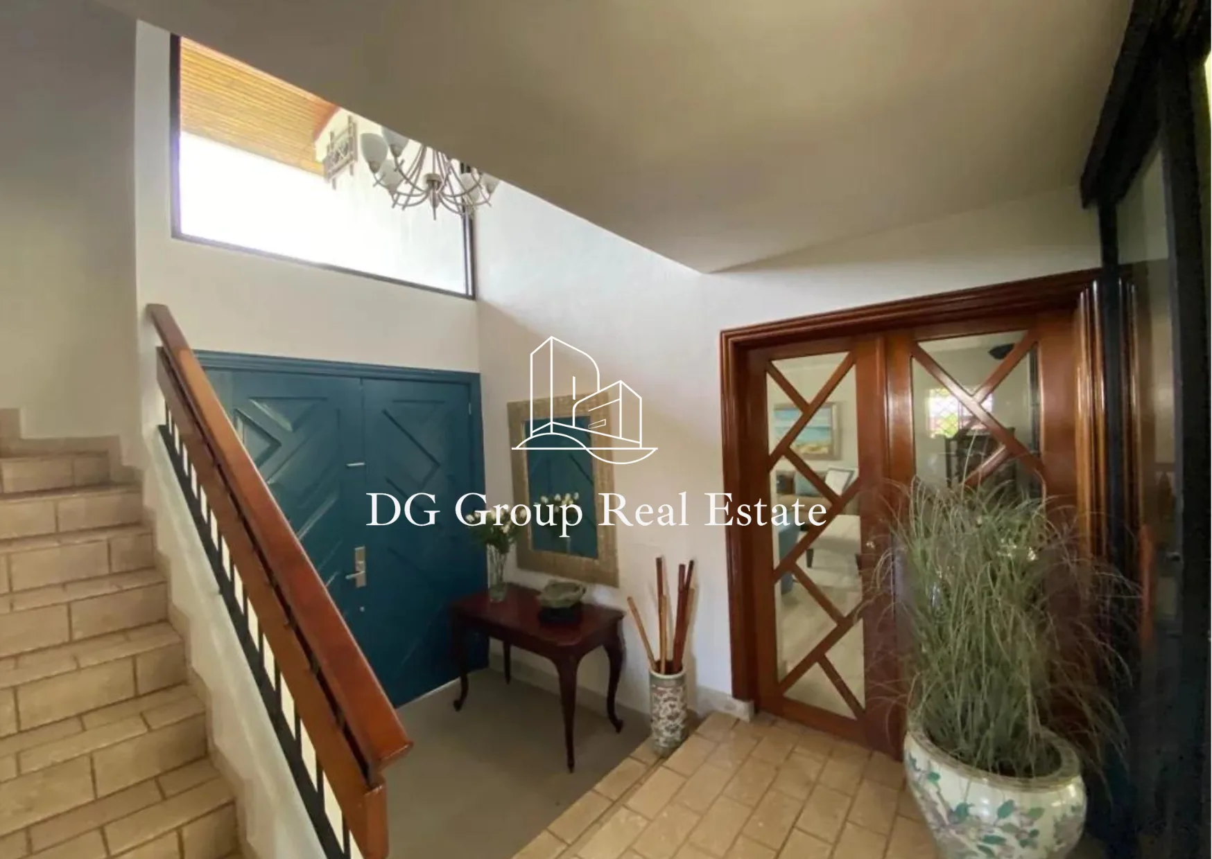Venta de Casa en Loma alegre Altos del Golf en Ciudad de Panamá – 557 m², 4 recámaras – foto 4 de 8