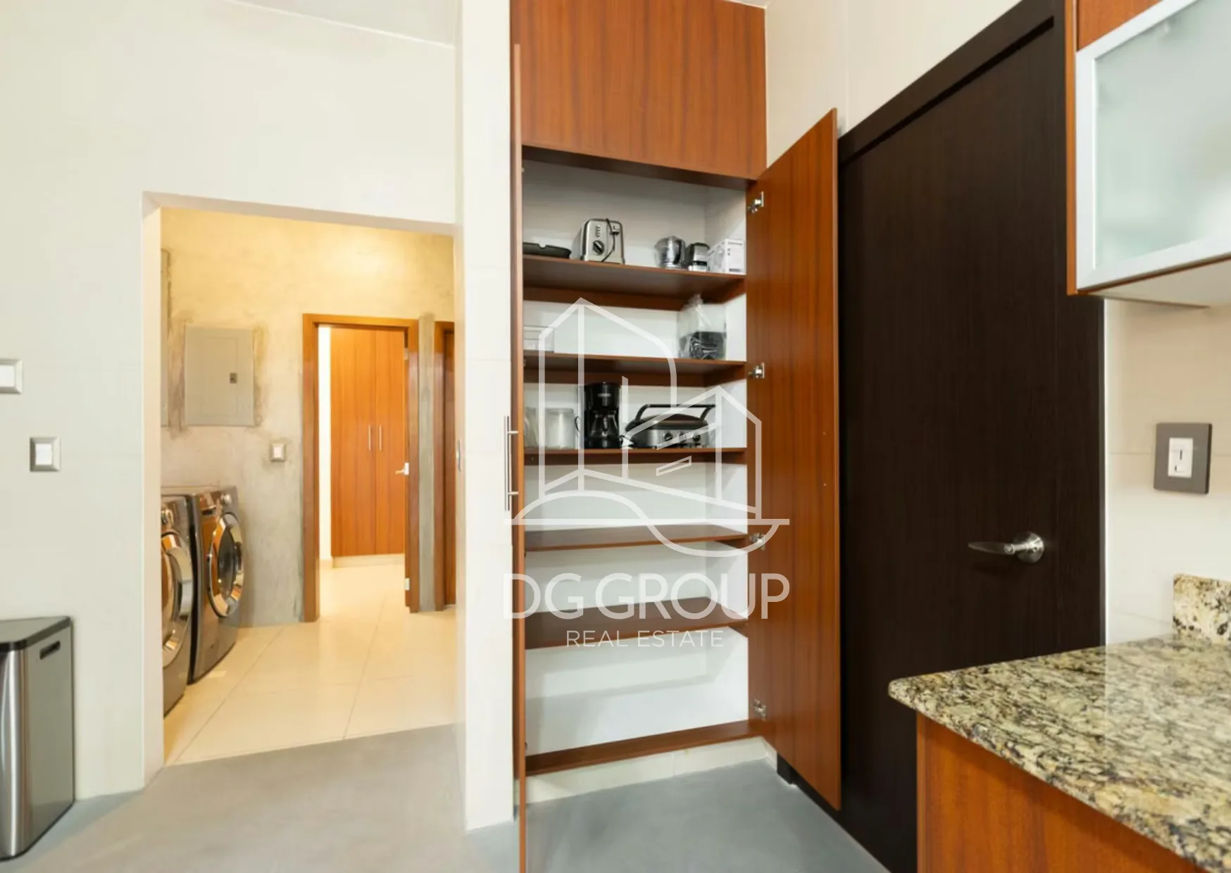 Venta de Casa en Residencial El Doral Costa Sur en Juan Díaz – 345 m², 4 recámaras – foto 5 de 8