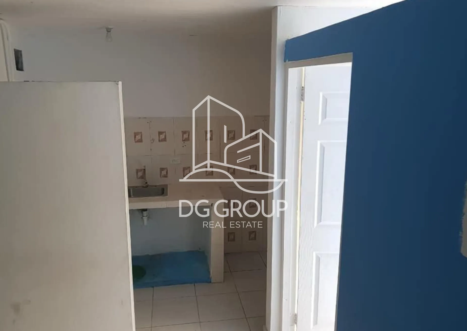 Venta de edificio completo en 4 de julio Santa Ana en Ciudad de Panamá – 700 m², >30 recámaras – foto 4 de 8