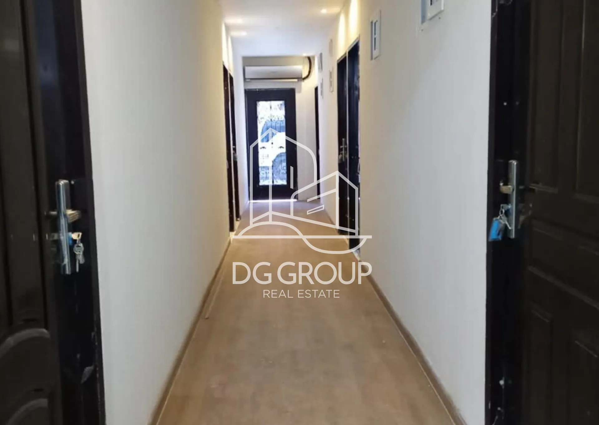 Venta de Edificio completo en Casco Antiguo en Ciudad de Panamá – 720 m², >30 recámaras – foto 1 de 8