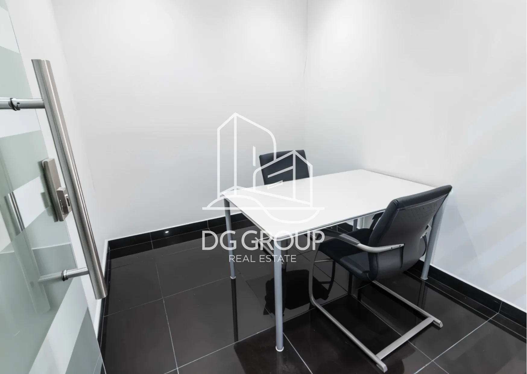 Commercial Space for Sale in Obarrio, PH Office One in Ciudad de Panamá – 110 m² – photo 3 of 8