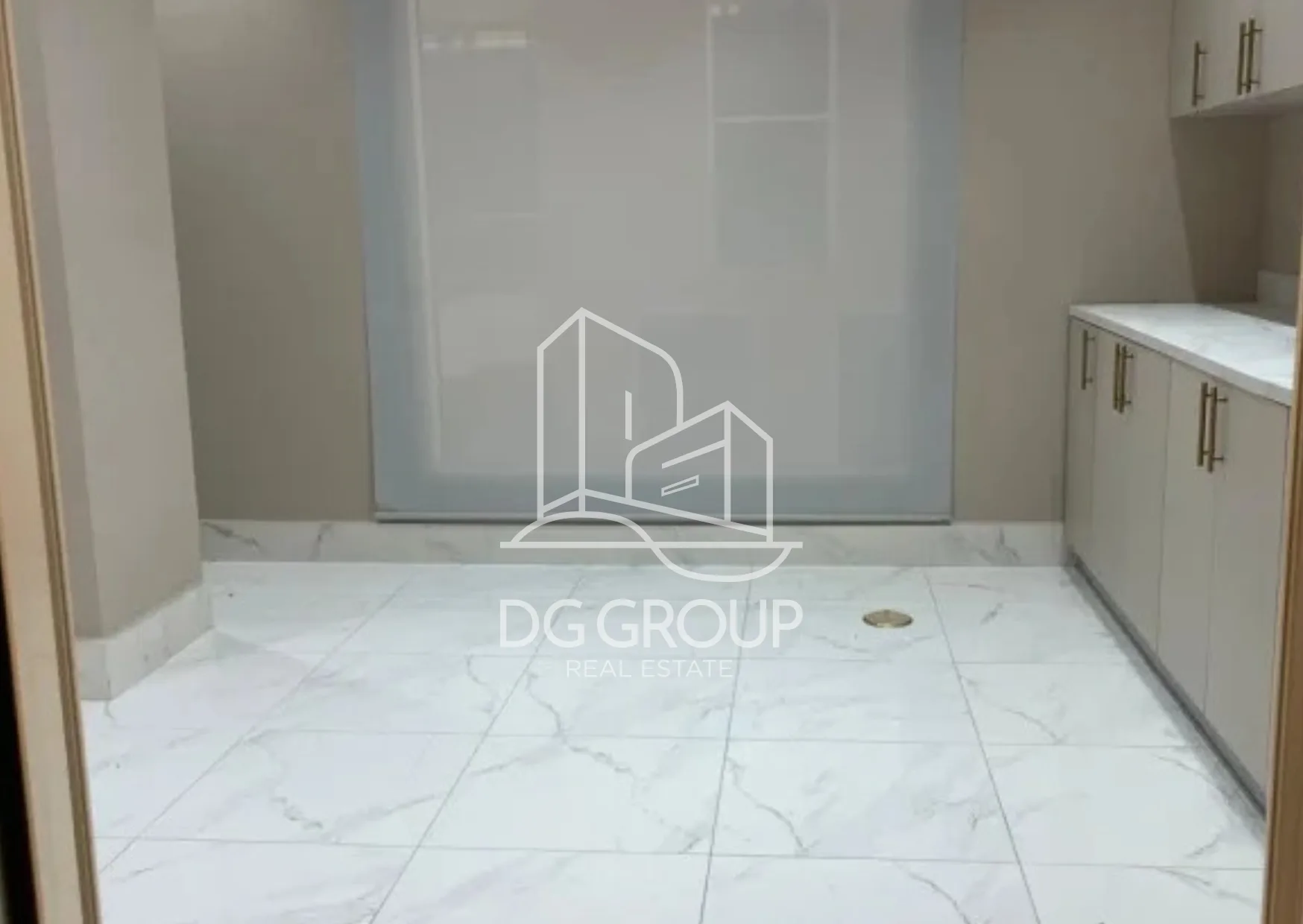 Venta de oficina o consultorio en Costa del Este en Ciudad de Panamá – 43 m² – foto 6 de 8