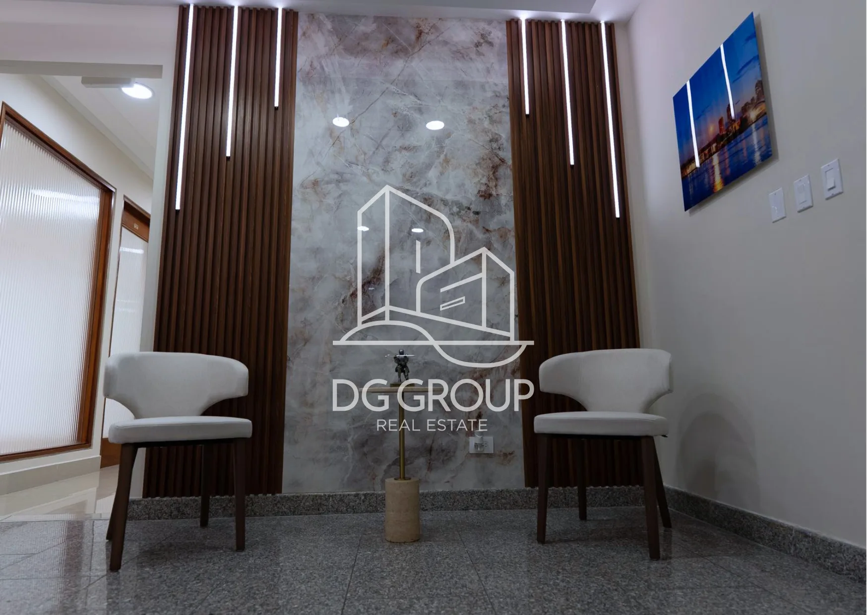 Venta de Oficinas  Plaza Banco General en Ciudad de Panamá – 335 m², 16 recámaras – foto 2 de 8