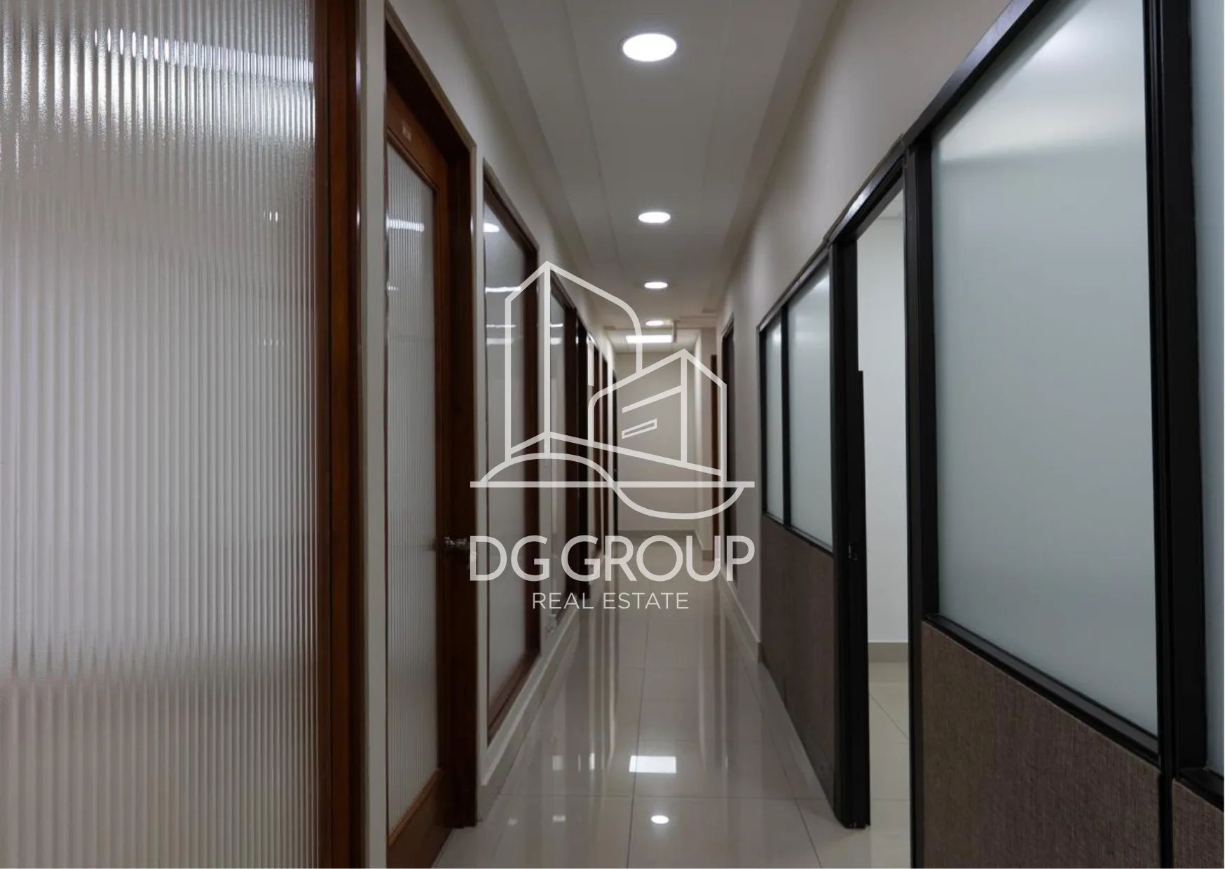 Venta de Oficinas  Plaza Banco General en Ciudad de Panamá – 335 m², 16 recámaras – foto 3 de 8