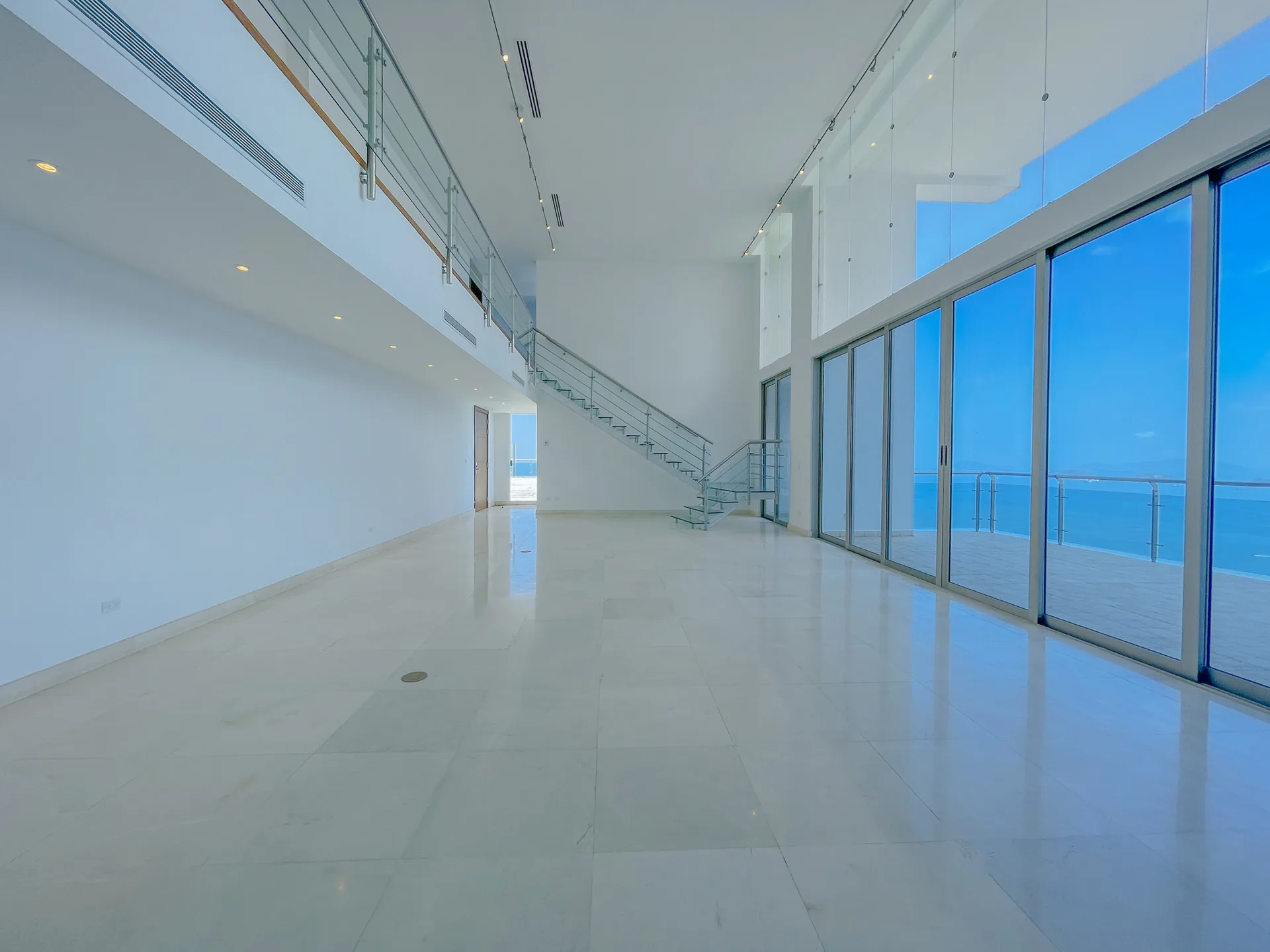 Venta de Penthouse en Punta Pacífica PH Aqualina  en Ciudad de Panamá – 746.76 m², 5 recámaras – foto 2 de 8