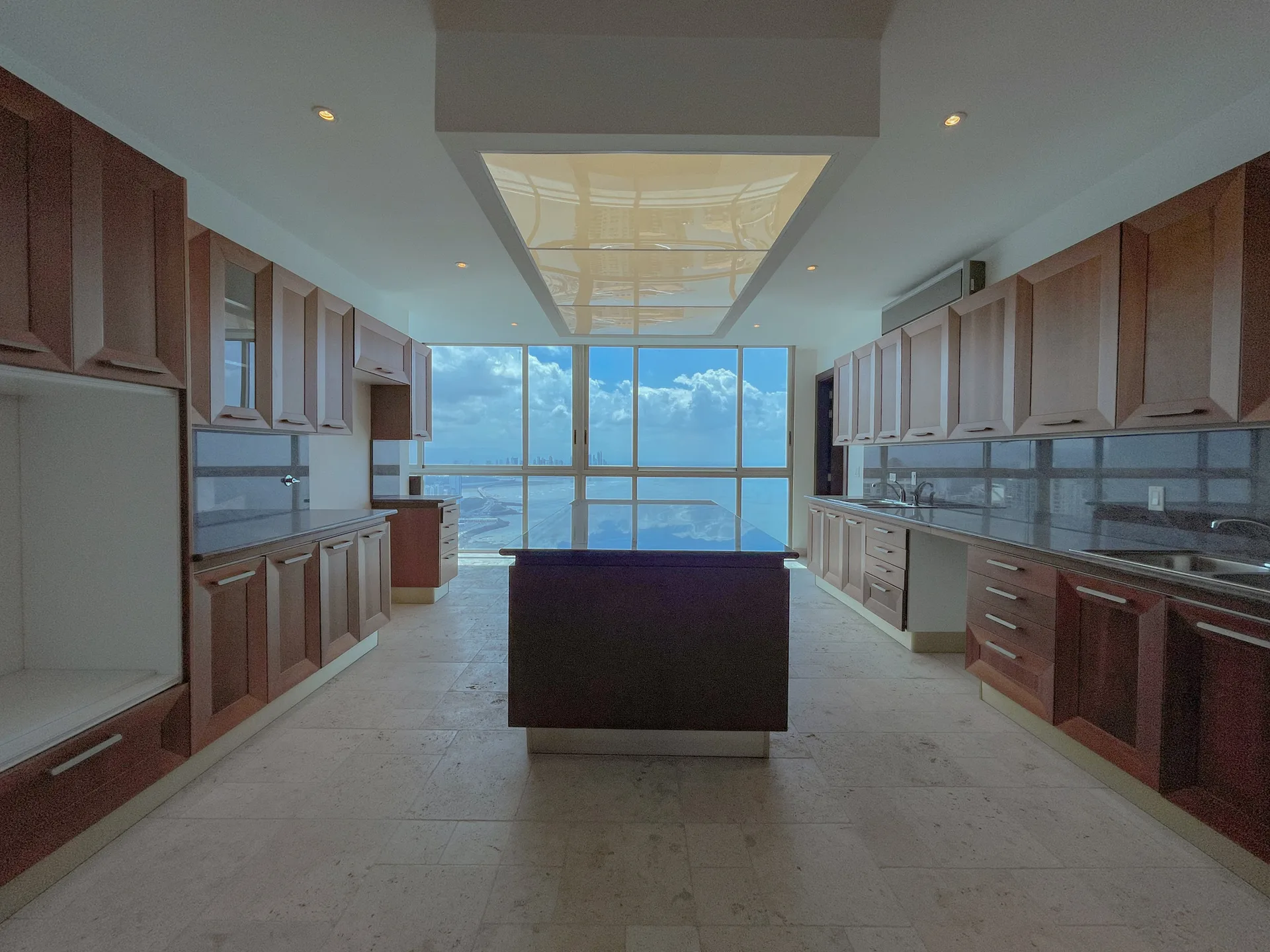 Venta de Penthouse en Punta Pacífica PH Aqualina  en Ciudad de Panamá – 746.76 m², 5 recámaras – foto 6 de 8