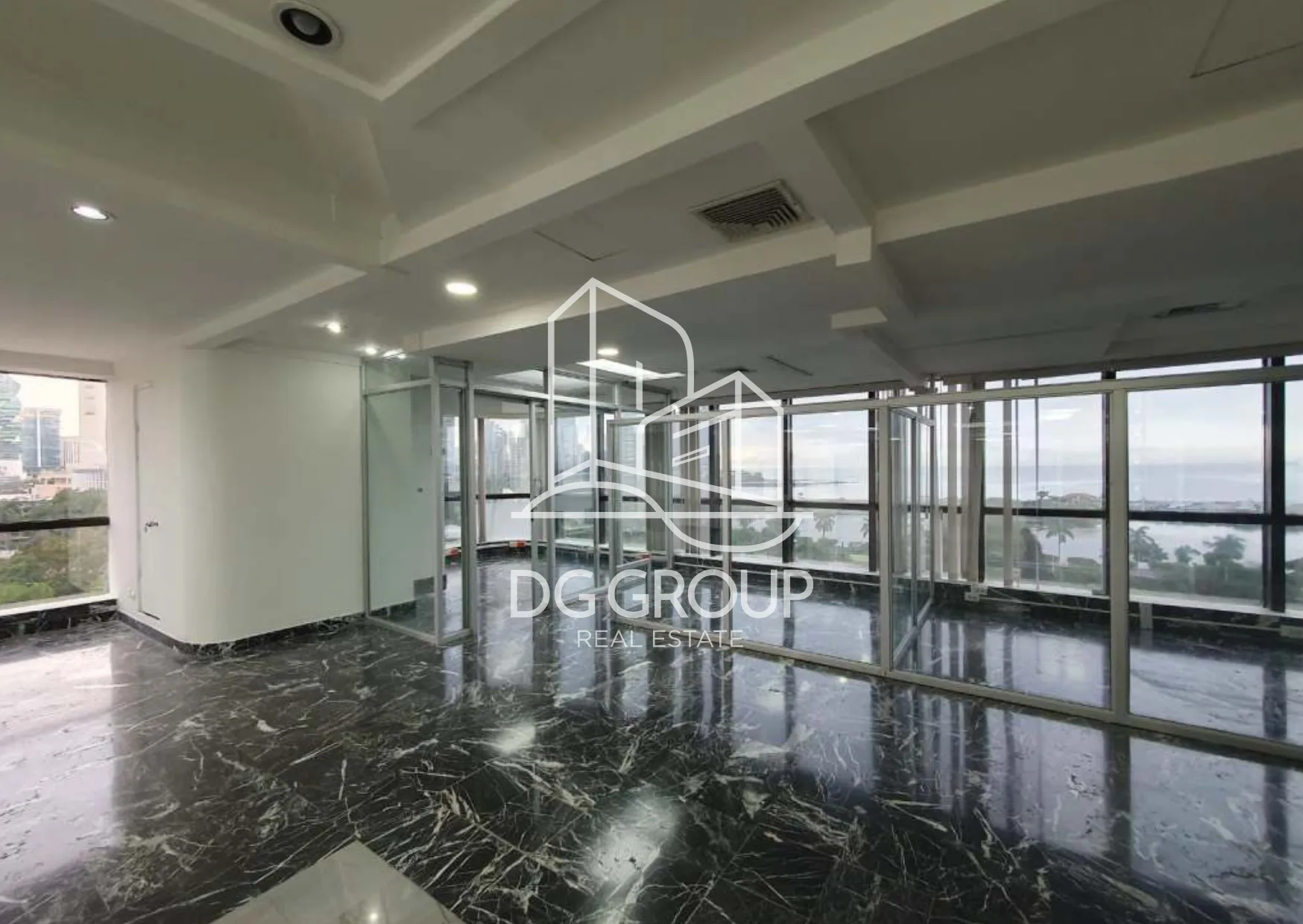 Venta de piso en Avenida Balboa Torre BAC en Ciudad de Panamá – 616 m² – foto 2 de 8