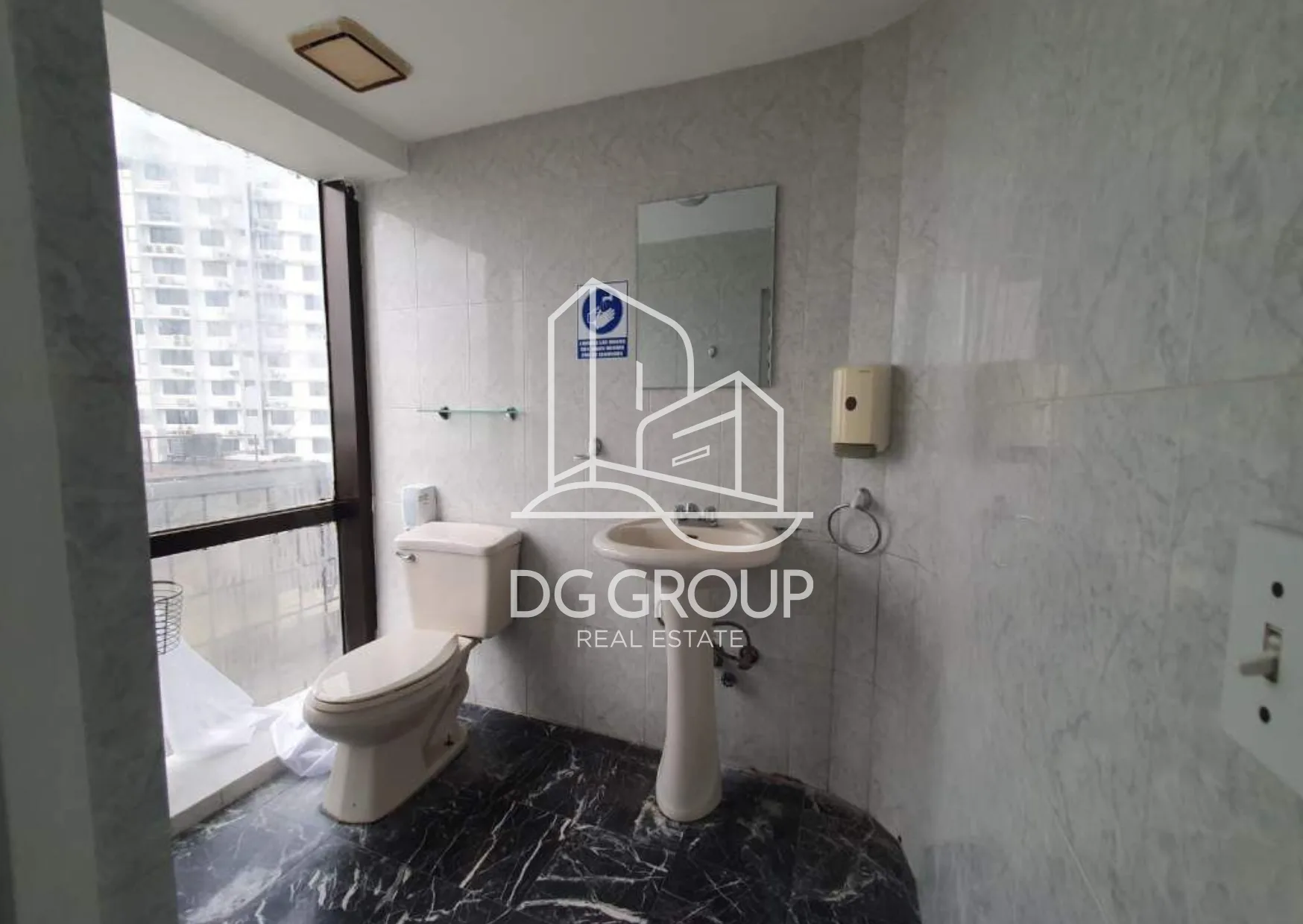 Venta de piso en Avenida Balboa Torre BAC en Ciudad de Panamá – 616 m² – foto 8 de 8