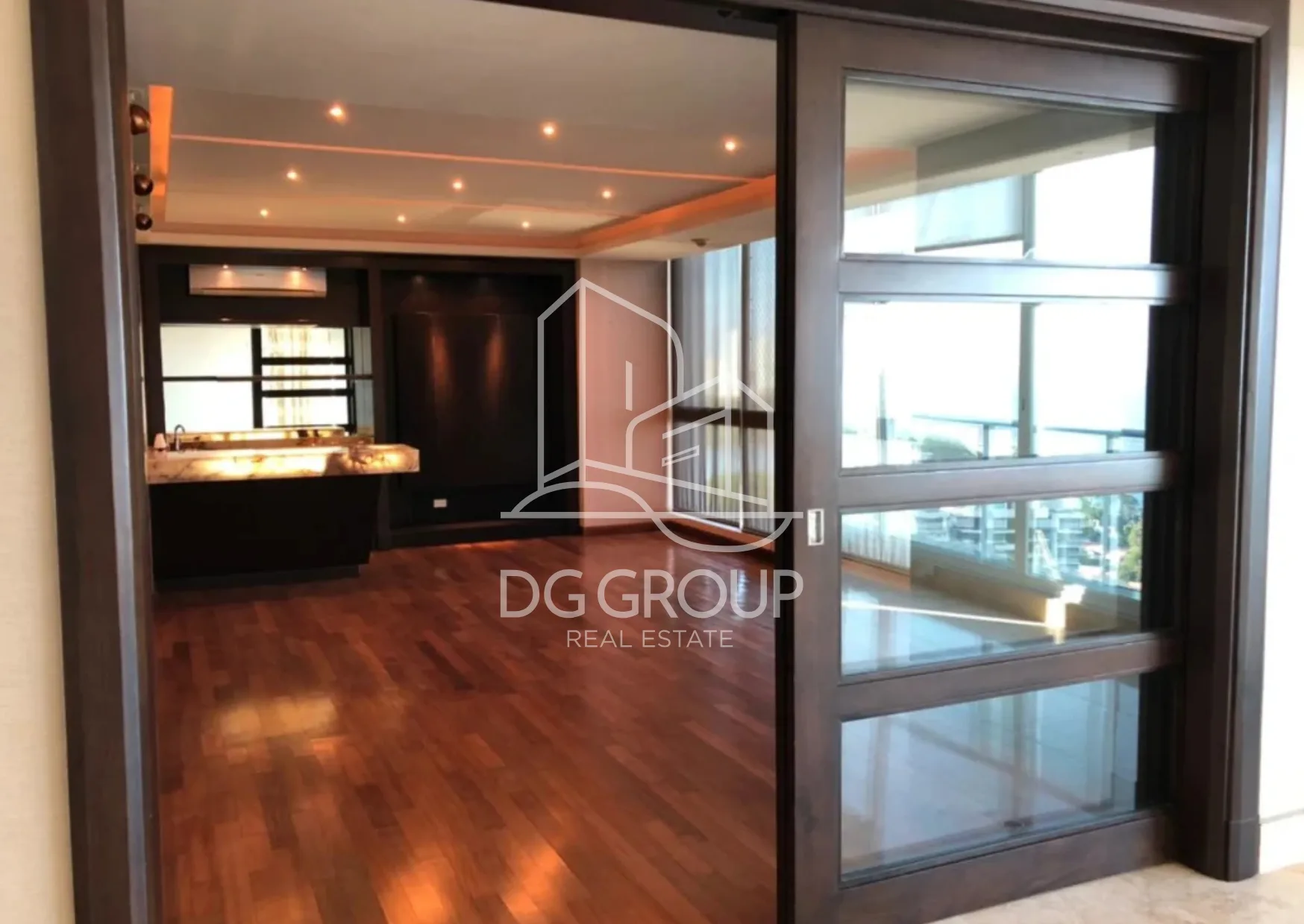 Apartment for Sale or Rent, White Line, in Coco del Mar in Ciudad de Panamá – 378 m², 3 bedrooms – photo 2 of 8