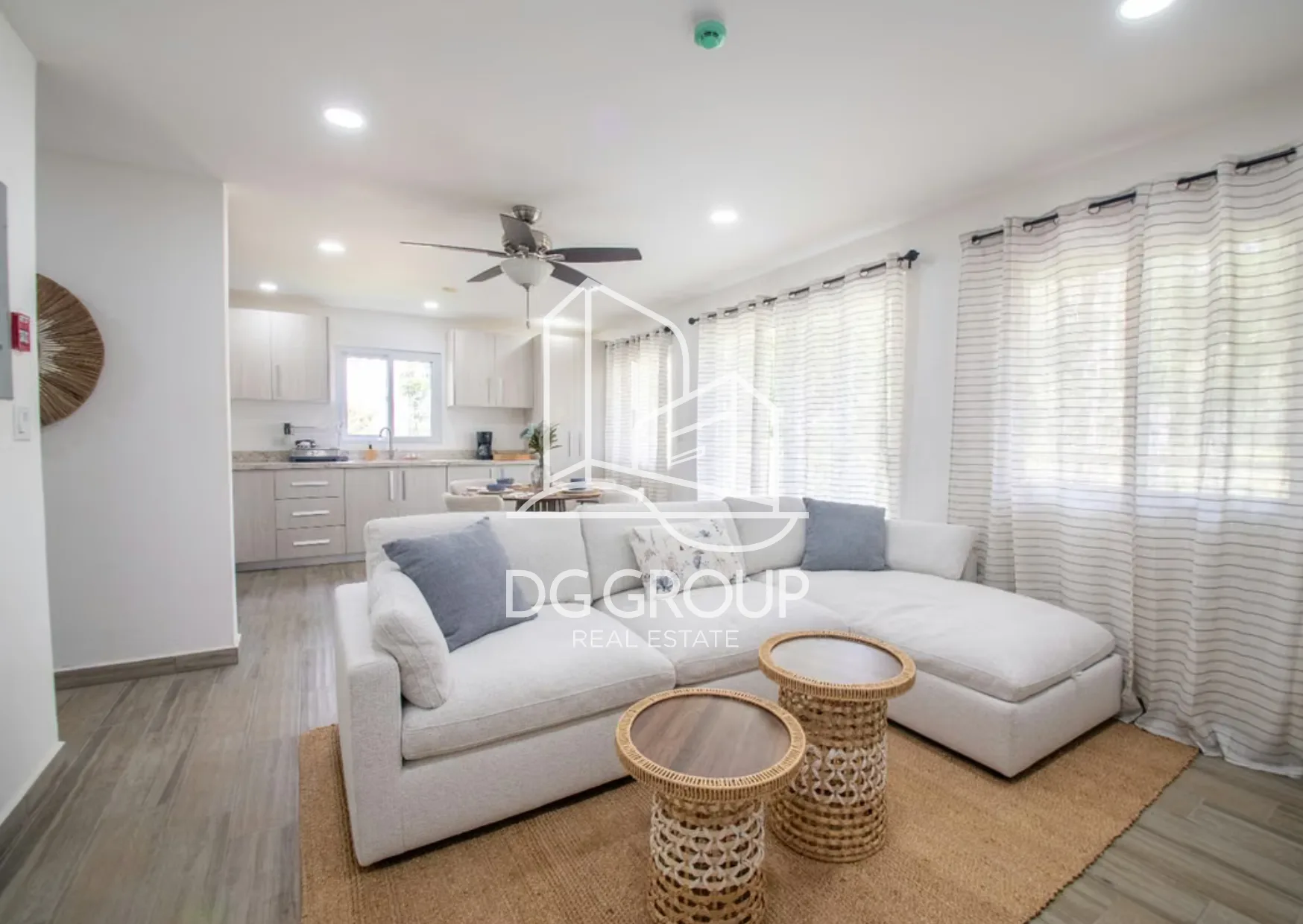 Venta o Alquiler de Apartamento Ocean Waves Condos en Pedasí – 88 m², 2 recámaras – foto 1 de 8