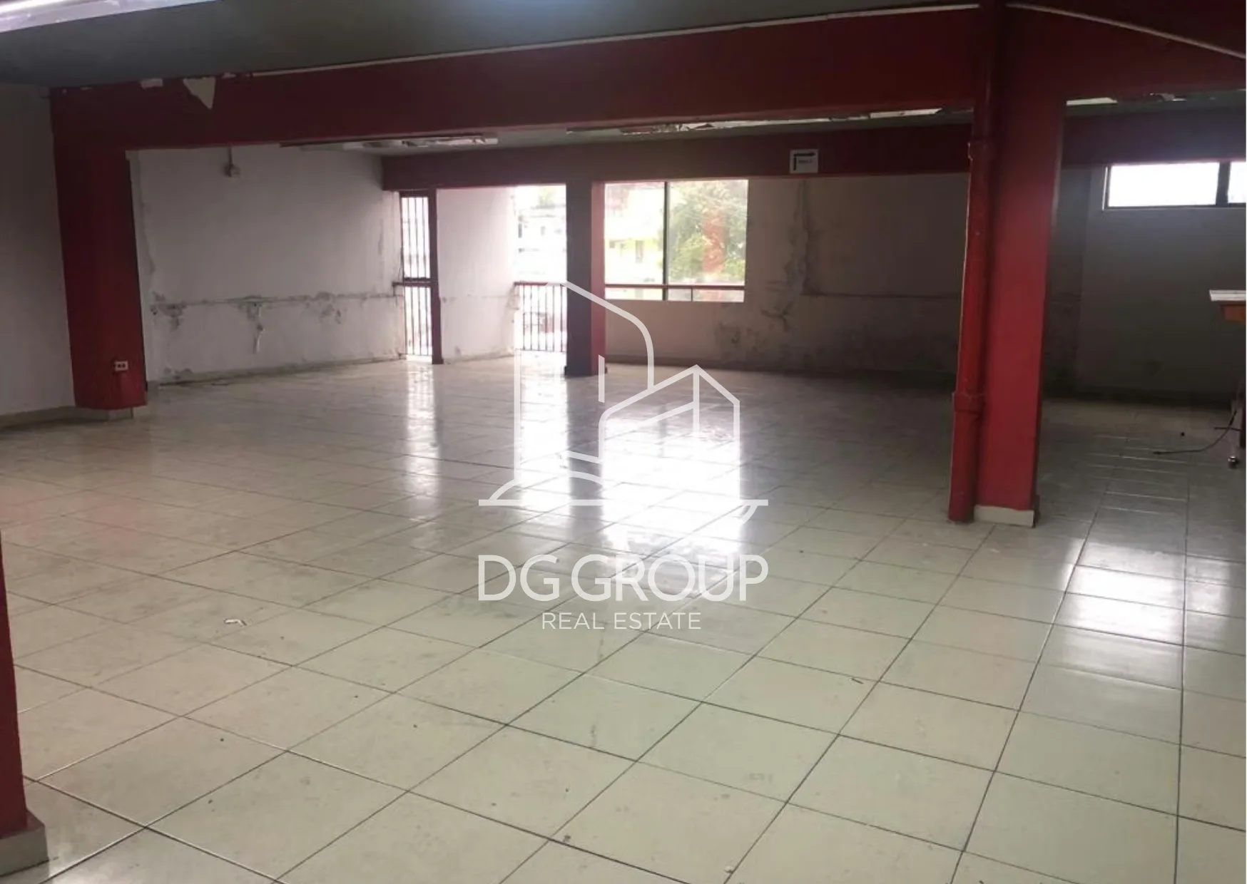Venta o Alquiler de Local Comercial En Calidonia en Ciudad de Panamá – 3355 m² – foto 4 de 8